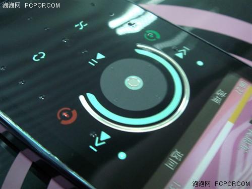 横向显示屏摩托音乐炫机E8仅2490元