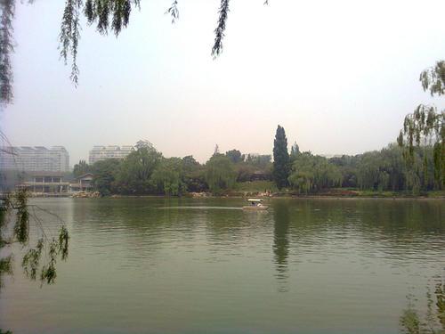 非对称音乐随闪诺基亚5220XM手机评测(8)
