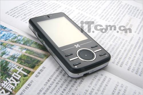 ���ܺ�ǿ��MWG����GPS�ֻ�ATOMV����