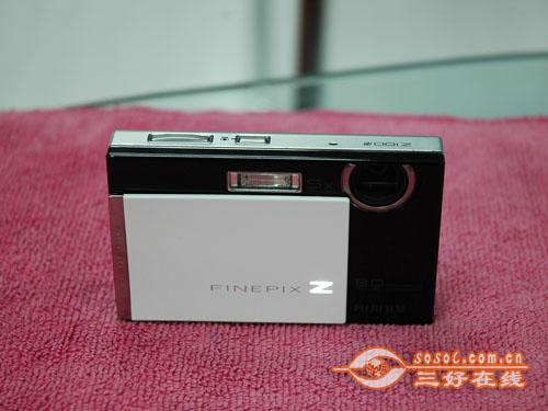 靠脸蛋儿照样成香饽饽外形俊美相机选购(6)