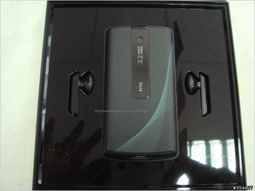 钻石大变身HTC智能战将P3702真机现身(2)