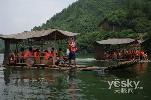 绿水天蓝洞险桐庐景 快活自在逍遥天极人