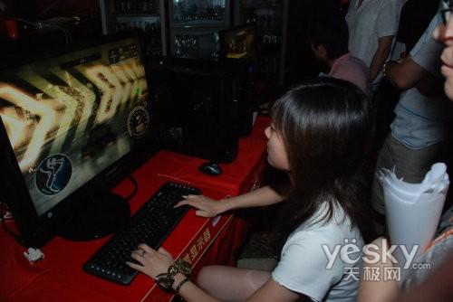网友乐翻天!天极HTPC试听体验会纪实(图)