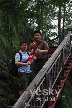 绿水天蓝洞险桐庐景 快活自在逍遥天极人