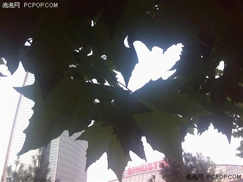 精致高雅联想琉璃镜面翻盖机S96评测(9)