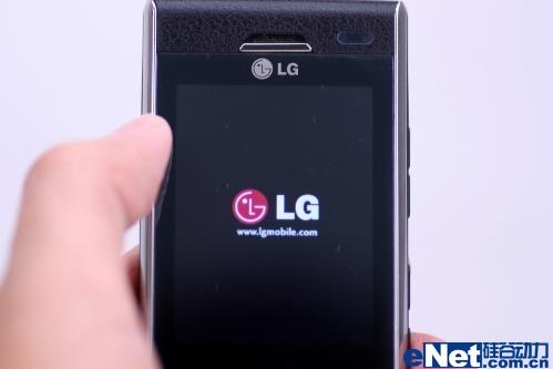 时尚潮流LG滑盖500万像素KF755评测(3)