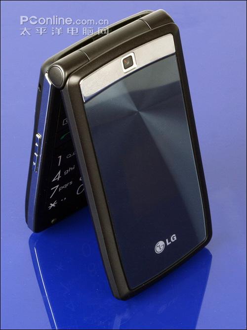 大字体大按键LG实用翻盖机KF300e试用(2)