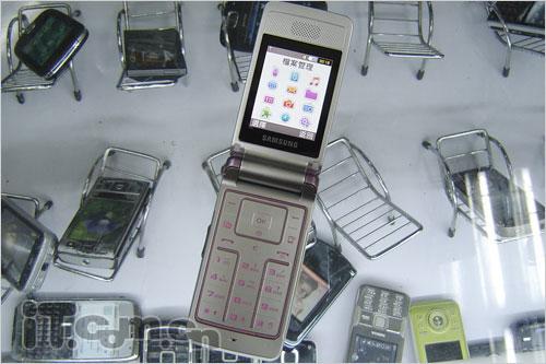 ʵ��Ϊ����ɫ���ǽ�������S3600����