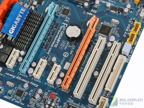 pci-e\/pci插槽特写