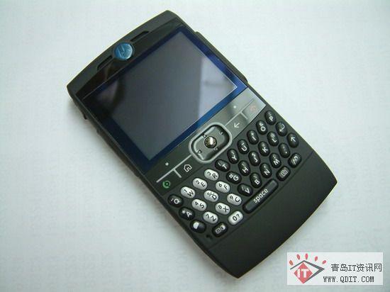 WM全键盘智能手机 MOTO Q8低价促销仅980