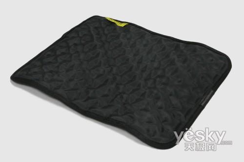散热于无形中雷洛冰爽版笔记本冷却垫简评