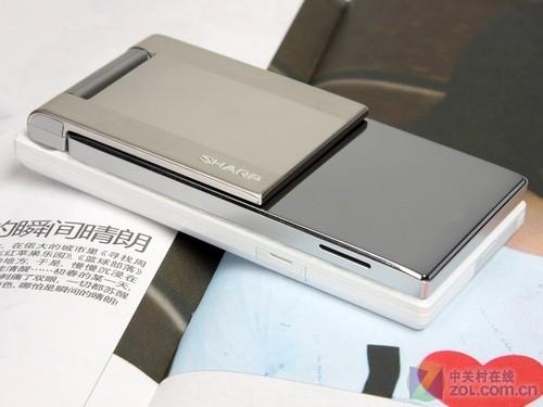 500万像素夏普旋屏导航机9130C评测(2)