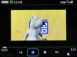 带WiFi无线功能黑莓全键盘8520评测(3)