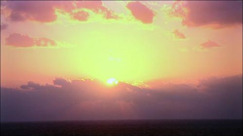 X-Gen面板亮相!夏普LED电视40LE700首测_家