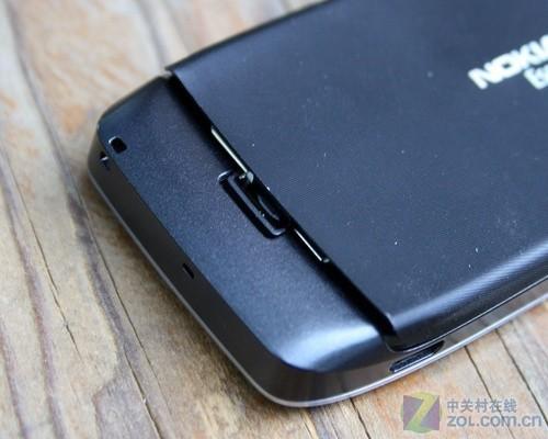 类似QWERTY全键盘诺基亚商务E55评测(5)