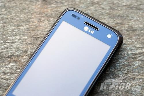 极智体验 LG首款OPhone手机GW880试用(2)_