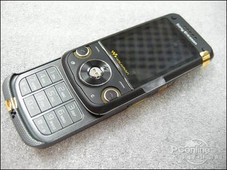 W760