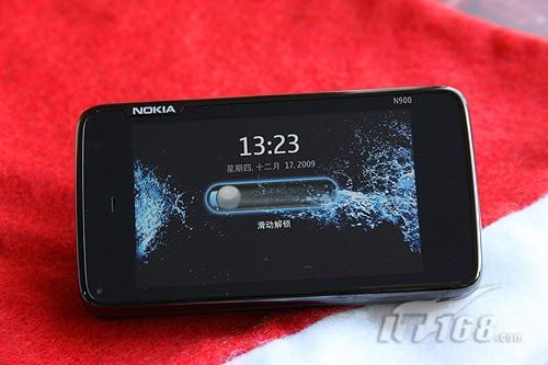 侧滑盖全键盘诺基亚N900中文版评测(4)