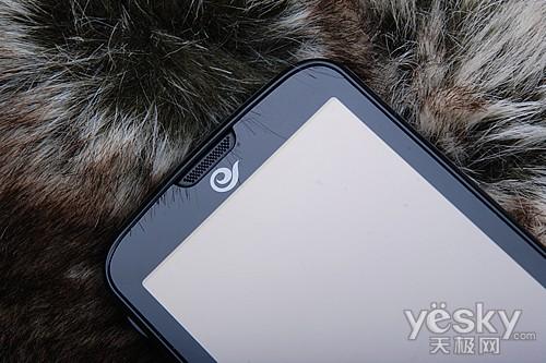 天翼3G定制 高性能Android 三星i899图赏