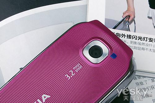 多彩时尚外壳诺基亚3G滑盖机7230评测(2)