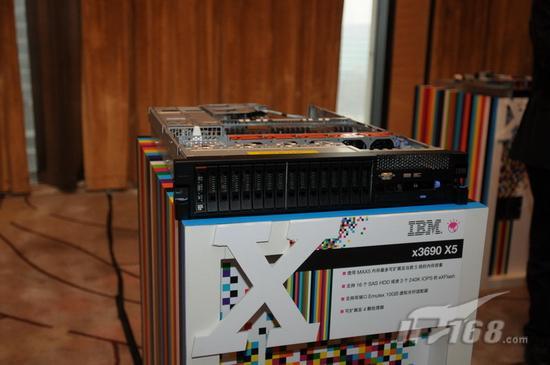 重新定义x86服务器IBMeX5架构揭秘