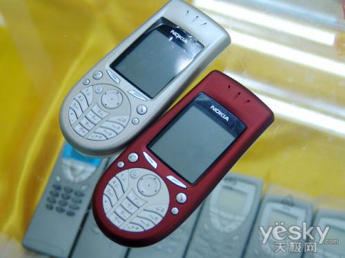 经典3G个性手机 诺基亚3660仅售299元_手机