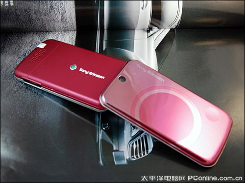 炫美镜面翻盖索爱T707行货仅1199元