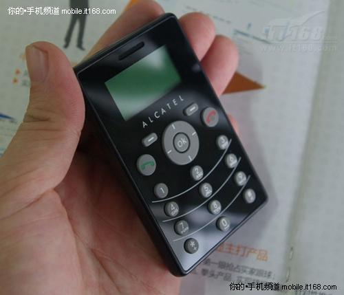 超长待机阿尔卡特超薄机C123仅129元