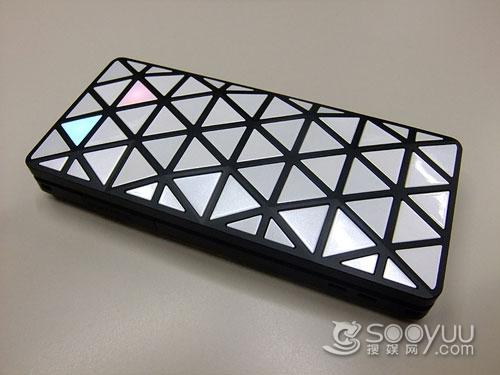 22个LED灯KDDI日本正式发布LIGHTPOOL