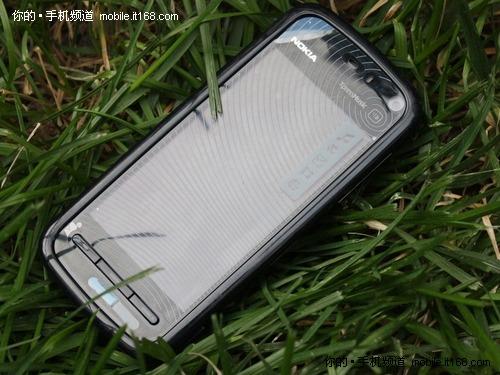 触控音乐手机 诺基亚5800XM售1600元