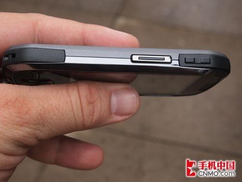 卡车都轧不坏摩托罗拉i1高清大图曝光