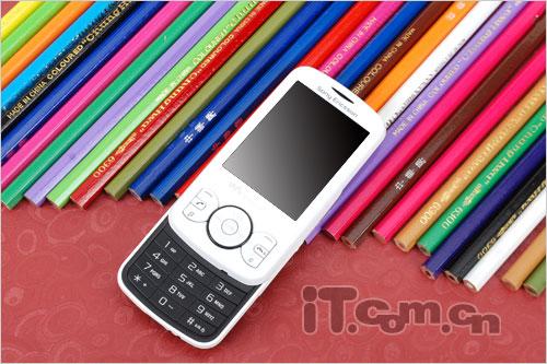 索尼爱立信W100i_索爱_手机专区_昆明手机网