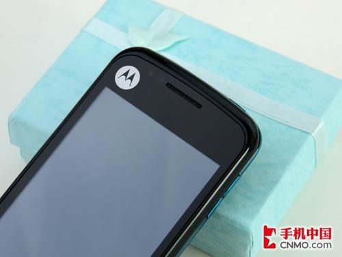 3.2英寸触摸屏摩托智能手机XT502评测(2)