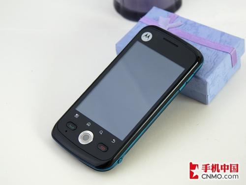 3.2英寸触摸屏摩托智能手机XT502评测