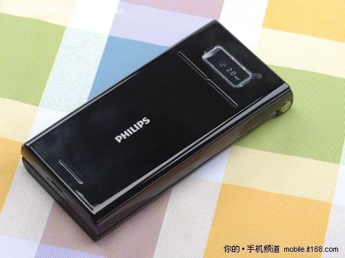 双卡双待飞利浦翻盖手机F610图赏