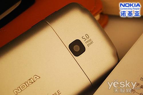 精钢佳铝诺基亚TD智能C5-01真机图赏