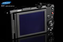 F1.8大光圈专业操控 三星DC旗舰EX1评测