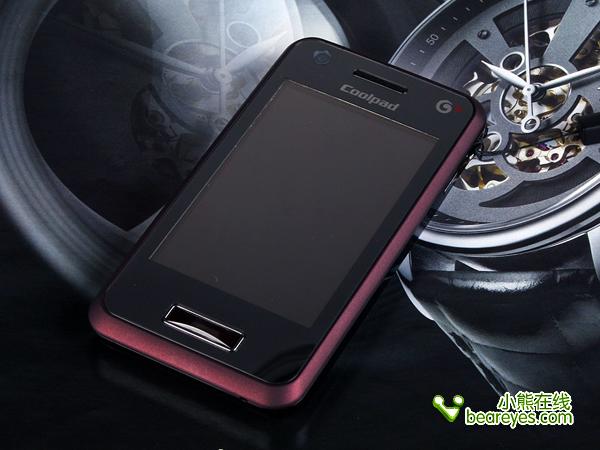 TD网络3G商务首选 酷派F800售2980元_数码