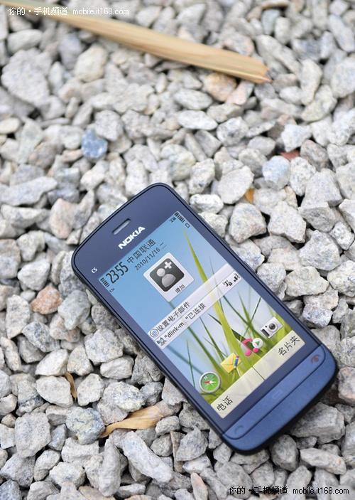 5800升级 诺基亚S60触控C5-03外拍美图