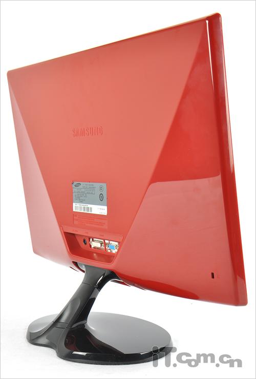 樱桃红的诱惑三星SA330液晶显示器评测(2)