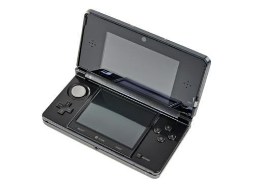 任天堂3DS拆解:配三摄像头支持3D游戏_硬件