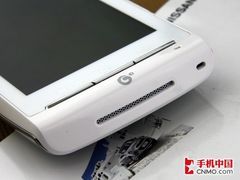 索尼爱立信A8i热销 时尚唯美OPhone 