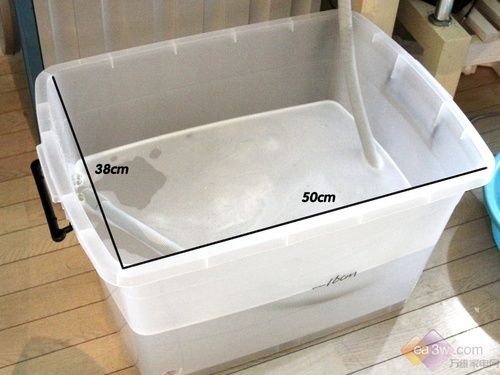 洗一次衣服用多少水？滚筒洗衣机实测