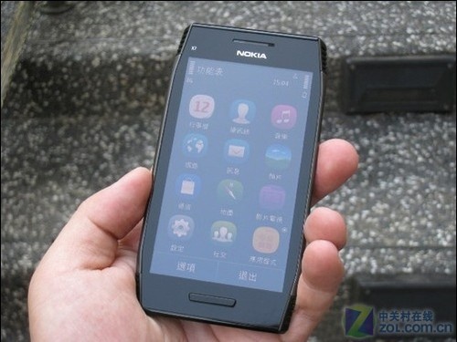 塞班Anna系统最强机 诺基亚X7仅2699元_手机