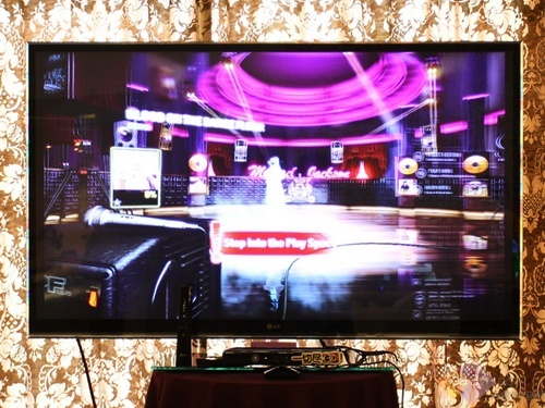 2011新旗舰 LG 55LW9800智能3DTV上市