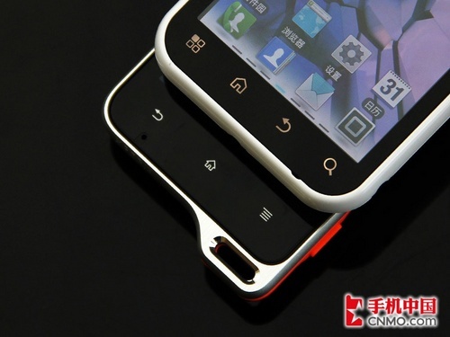 ʱ���������ܶԾ�ST17i�Ա�ME525+��