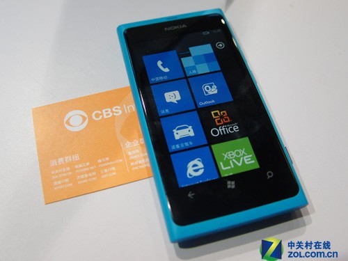 诺基亚N9与Lumia 800，两款经典手机的深度对比