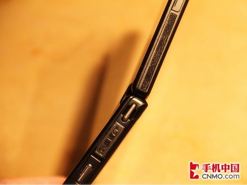 3.5英寸双屏三星双网智能旗舰W999图赏(3)
