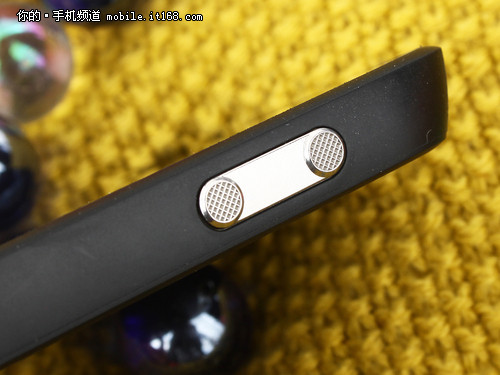 戴尔Streak Pro D43 机身接口设计