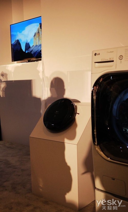 人性化设计LG智能家电系统亮相CES大展